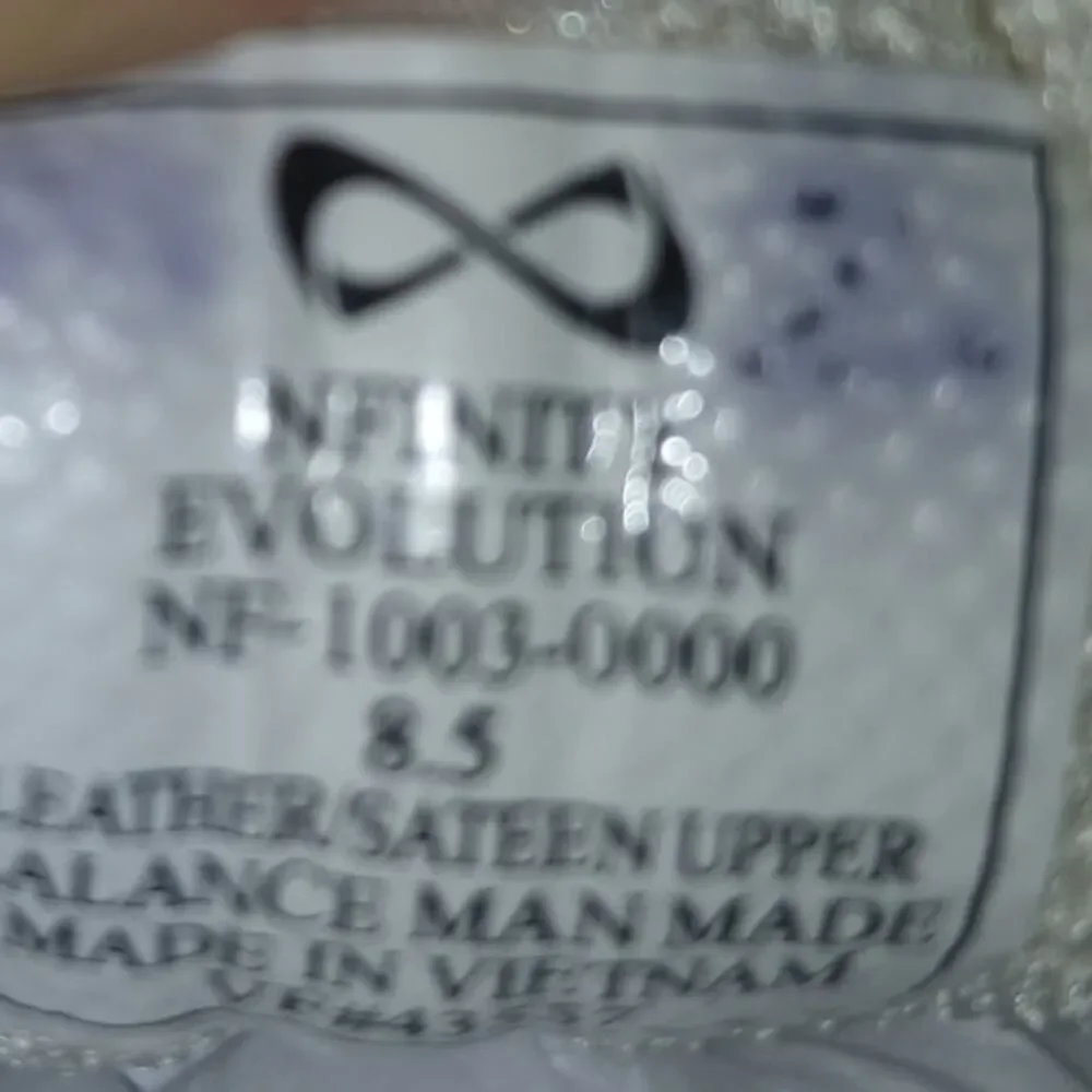 INFINITY EVOLUTION Women's Lightweight Triple White Sneakers - Size: 8 1/2